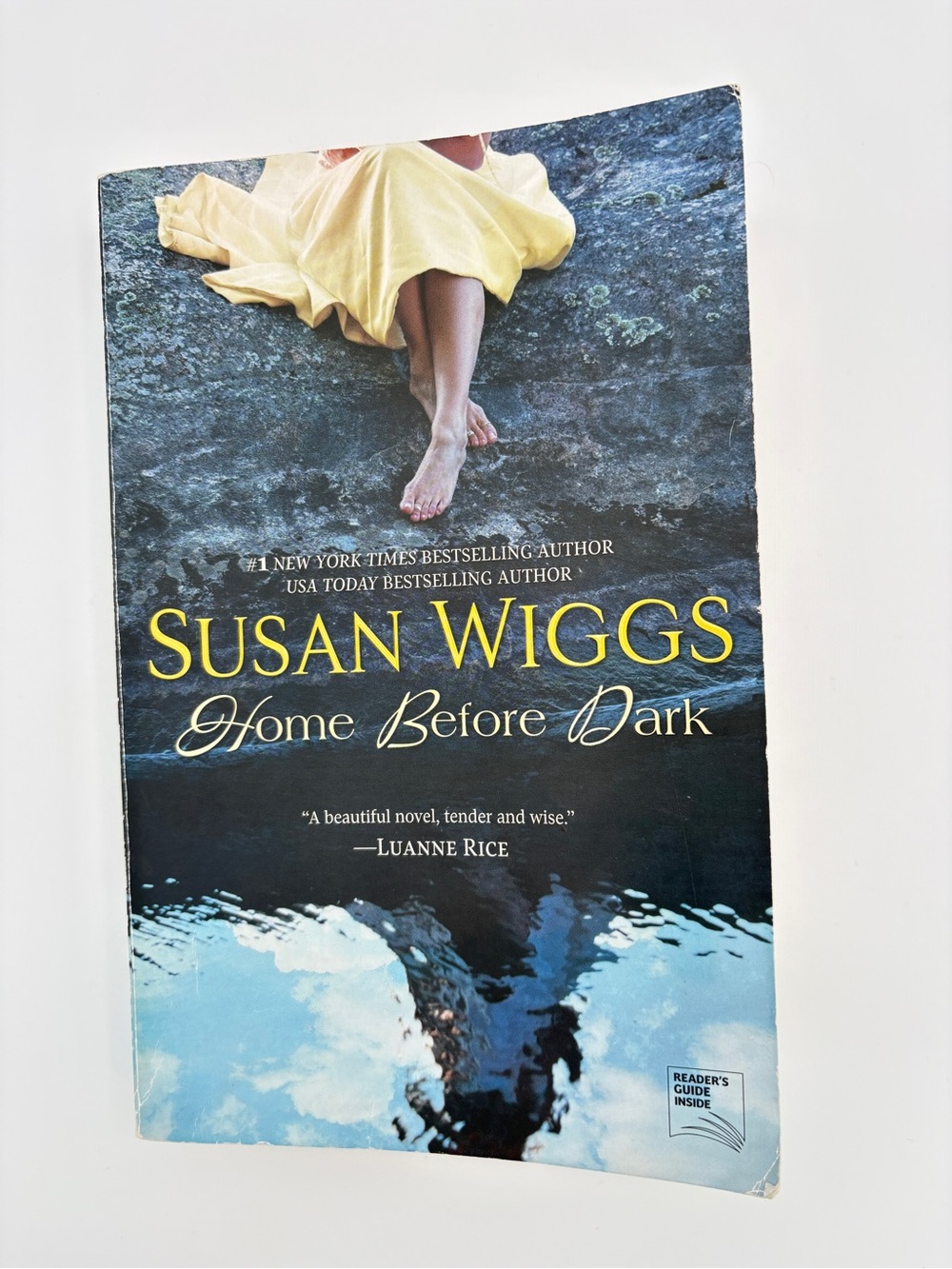 4 books for $16 - HOME BEFORE DARK by Susan Wiggs